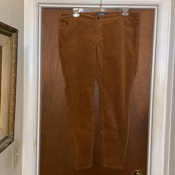 Old Navy Denim - Old Navy Rockstar Mid-Rise pants